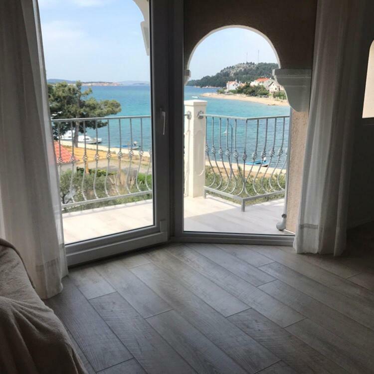 Relaxing Whole Top Floor Apartment By The Sea ザボリッチ エクステリア 写真