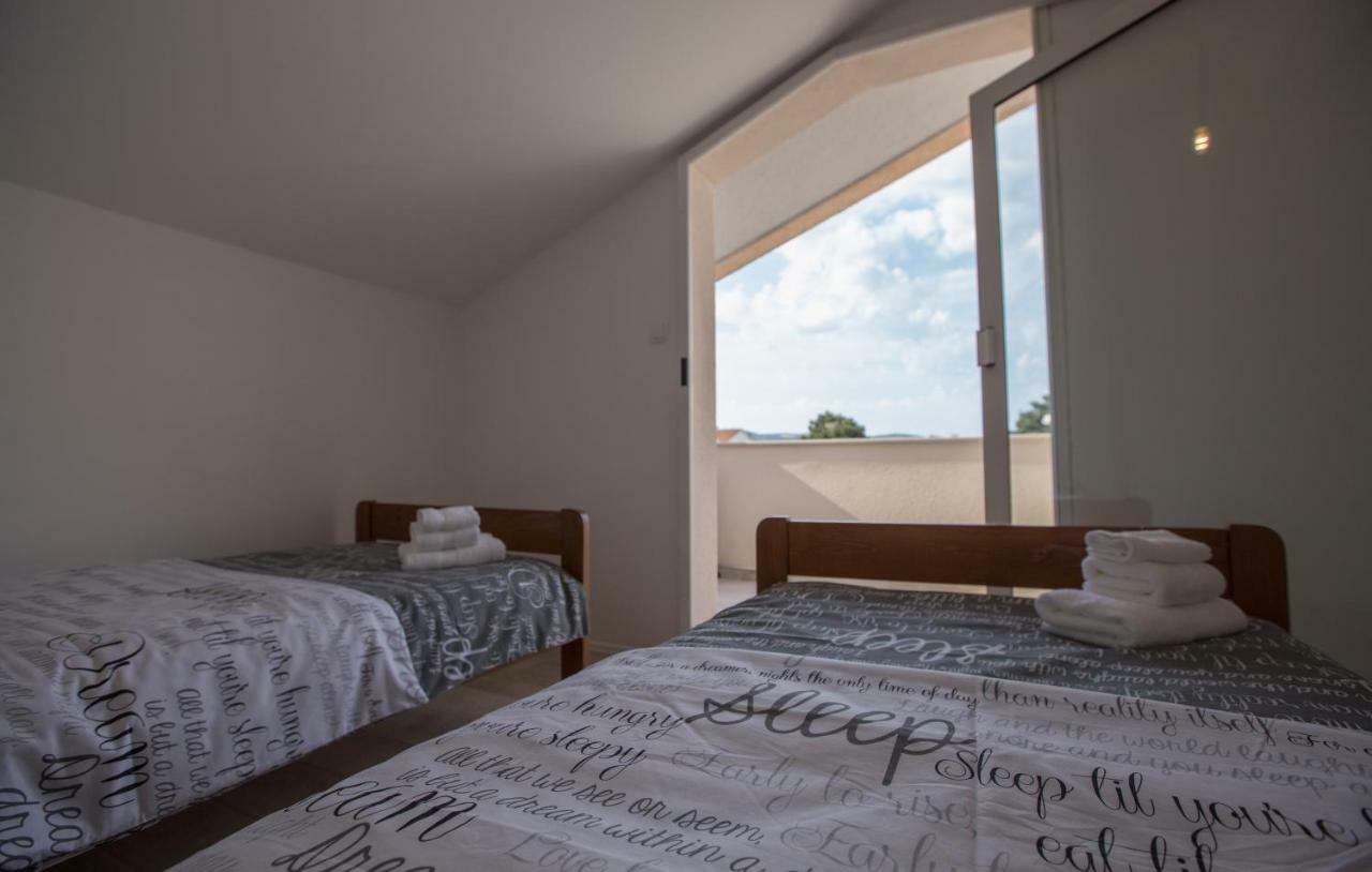 Relaxing Whole Top Floor Apartment By The Sea ザボリッチ エクステリア 写真
