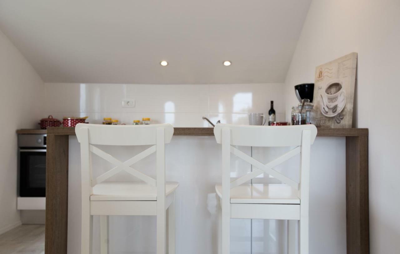Relaxing Whole Top Floor Apartment By The Sea ザボリッチ エクステリア 写真