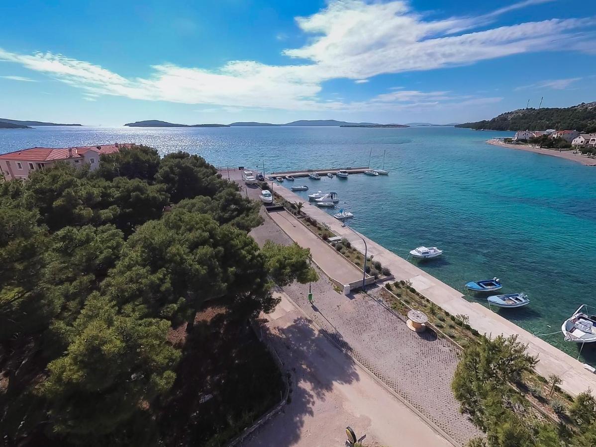 Relaxing Whole Top Floor Apartment By The Sea ザボリッチ エクステリア 写真